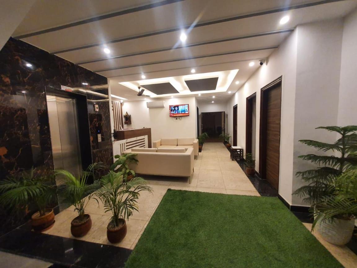 Kds Residency Hotell Greater Noida Exteriör bild