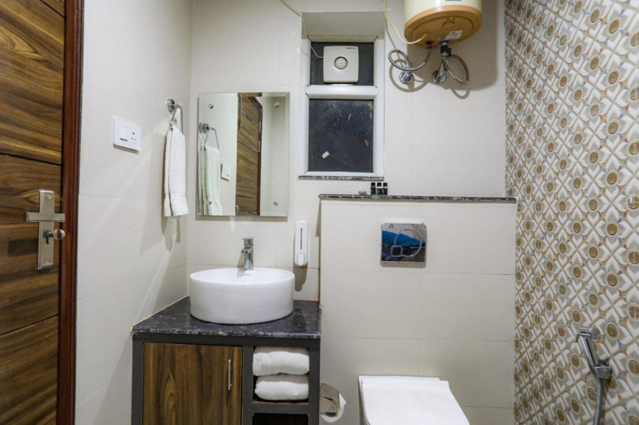 Kds Residency Hotell Greater Noida Exteriör bild